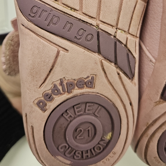 Pediped Baby Girl's Starlite Pink Mary Jane Size 5.5 MUST SELL! - Picture 14 of 15